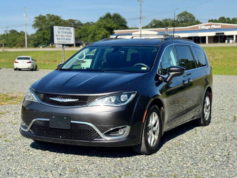 2018 Chrysler Pacifica Touring Plus