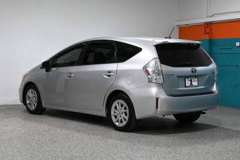 2013 Toyota Prius v Three