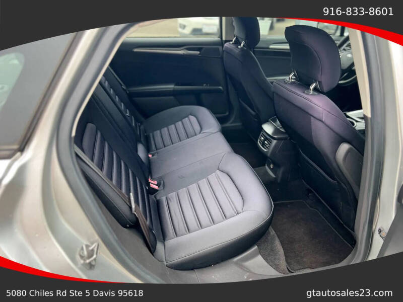 2013 Ford Fusion Hybrid SE