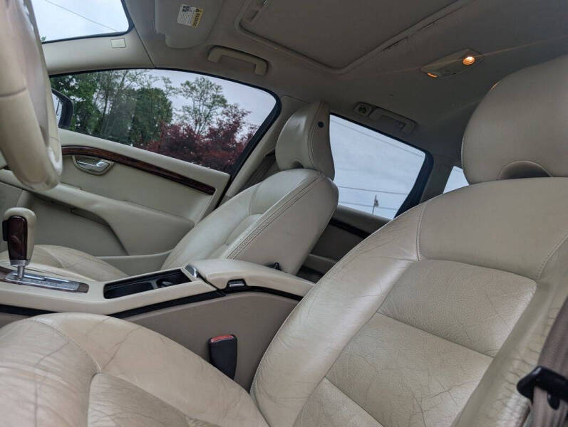 2008 Volvo XC70 3.2