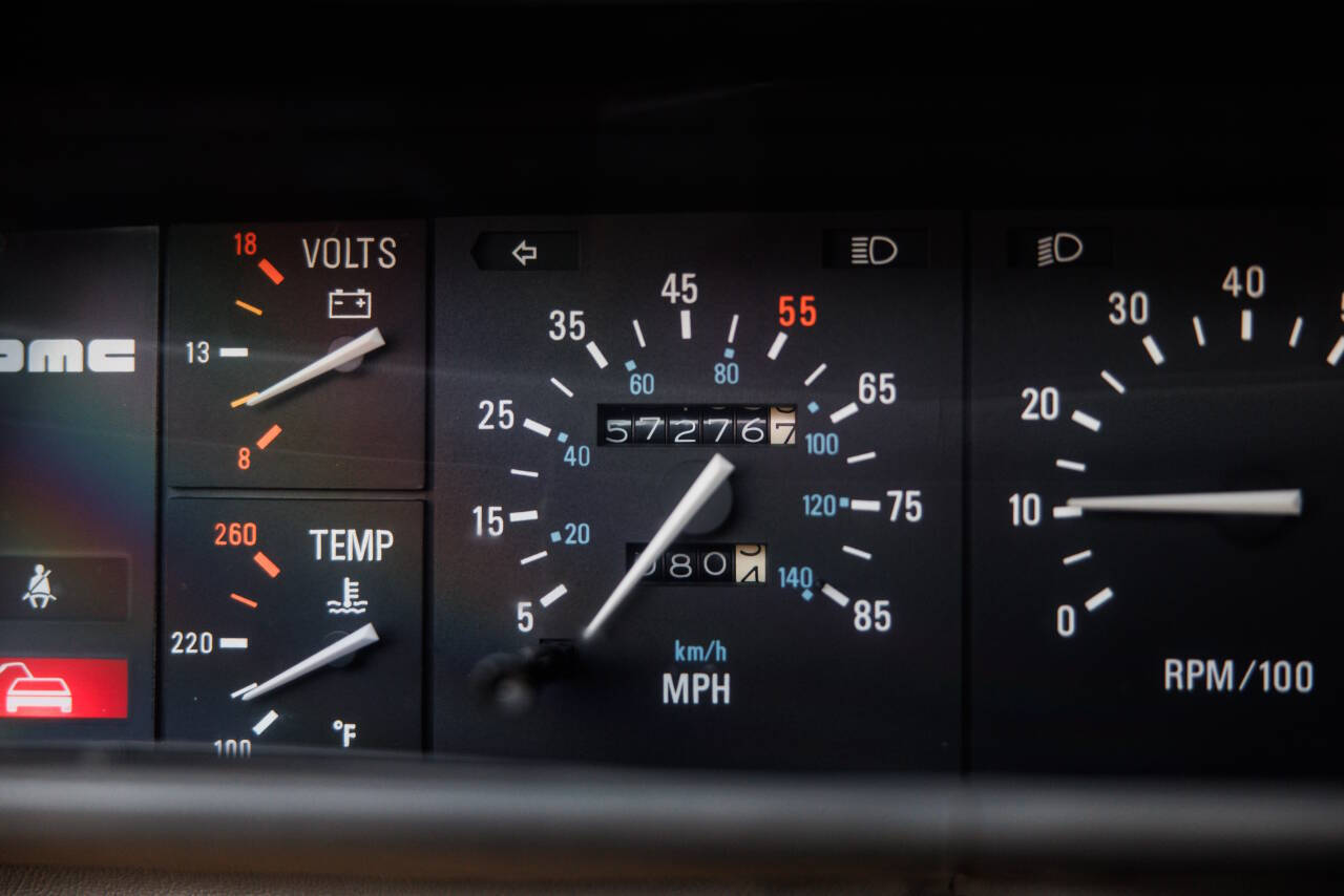 1981 DeLorean DMC-12 27