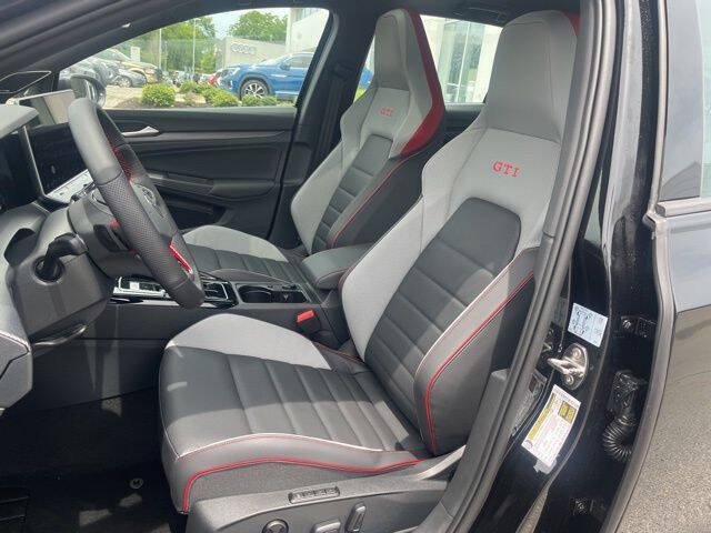 2025 Volkswagen Golf GTI SE