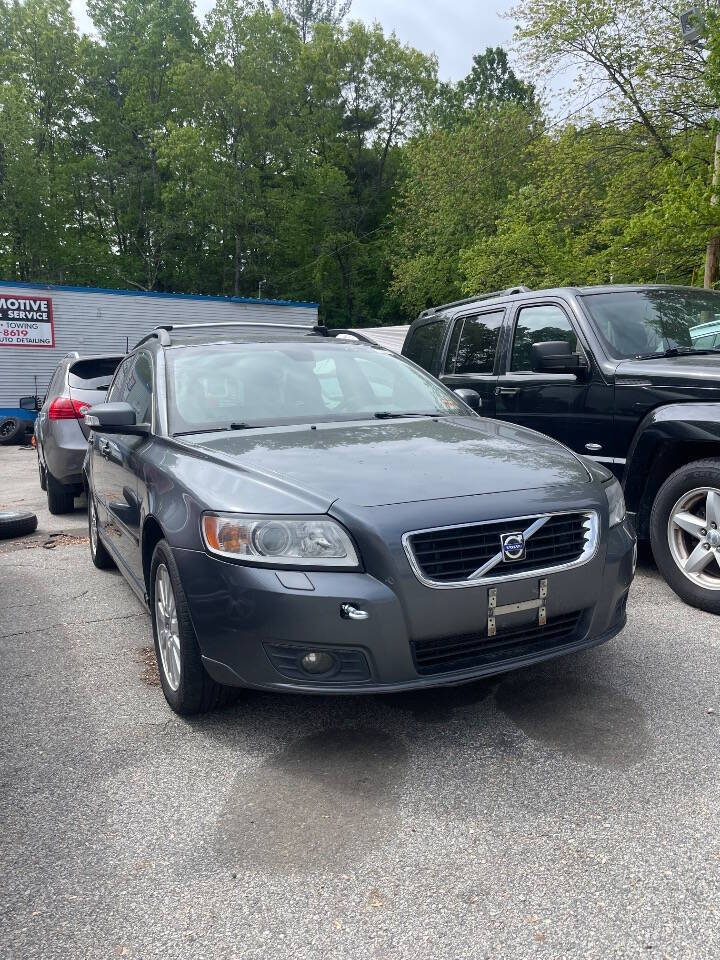 Gray 2008 Volvo V50 2.4i 2.4i 4dr Wagon 1