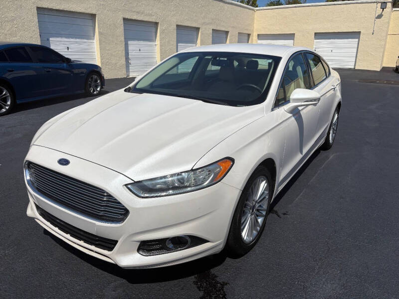 2016 Ford Fusion SE