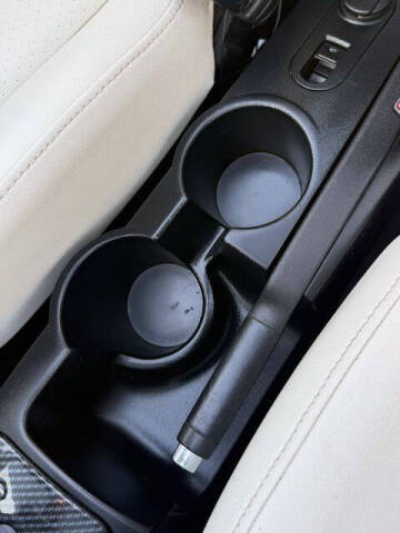 2010 Volkswagen New Beetle Convertible Final Edition PZEV