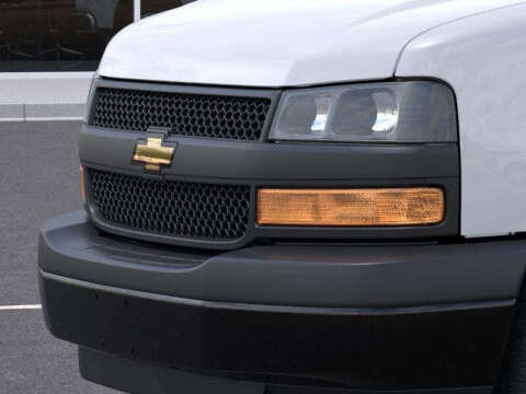 2025 Chevrolet Express 2500