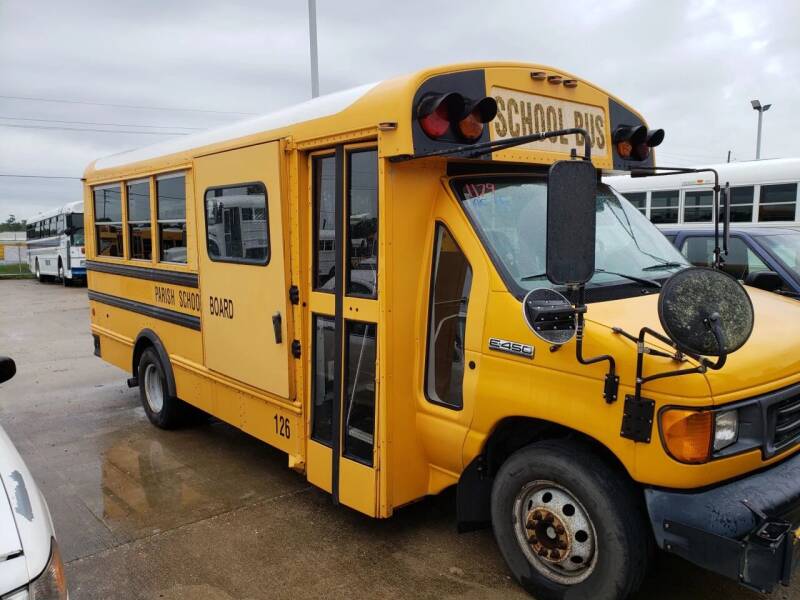 2008 Ford THOMAS for sale at Interstate Bus Sales Inc. in Wallisville TX