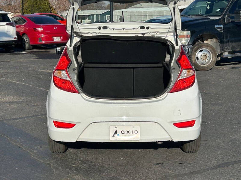 2016 Hyundai Accent SE