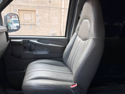 2004 Chevrolet Express 3500