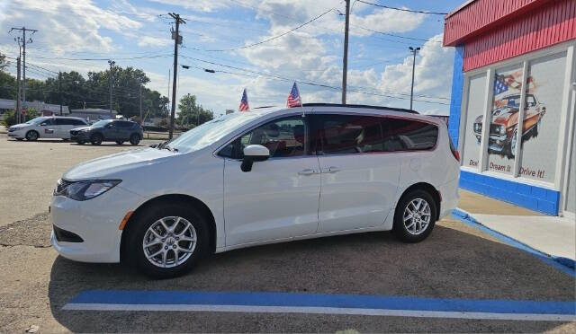 2021 Chrysler Voyager for sale at Jerry Ward Autoplex of Dyersburg in Dyersburg, TN