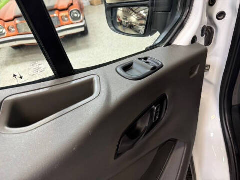 2023 Ford Transit