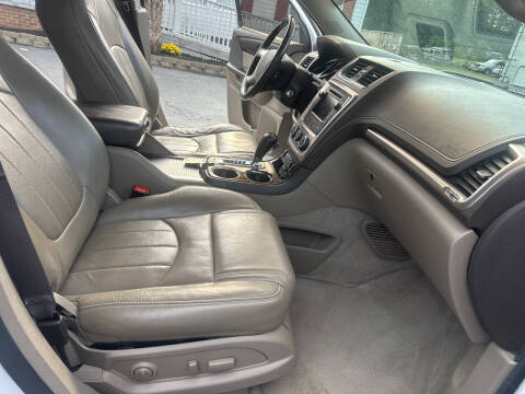 2016 GMC Acadia Denali