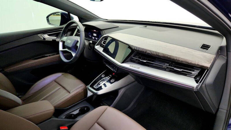 2025 Audi Q4 e-tron Premium Plus 45