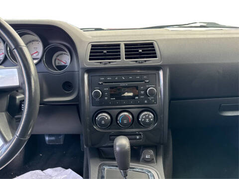 2010 Dodge Challenger SE