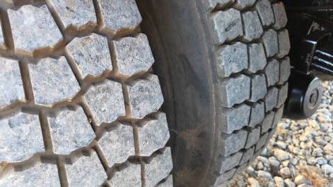 2011 Freightliner M2 106