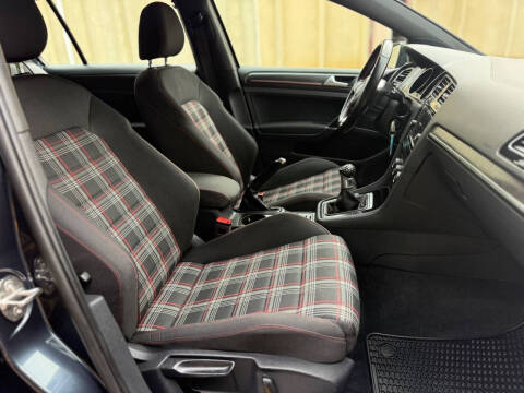 2018 Volkswagen Golf GTI S