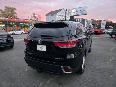 2017 Toyota Highlander Limited