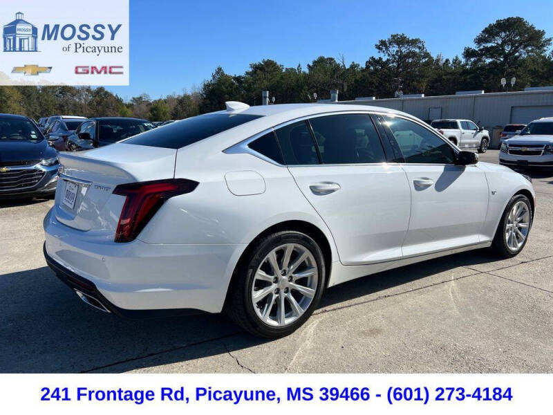 2024 Cadillac CT5 Luxury