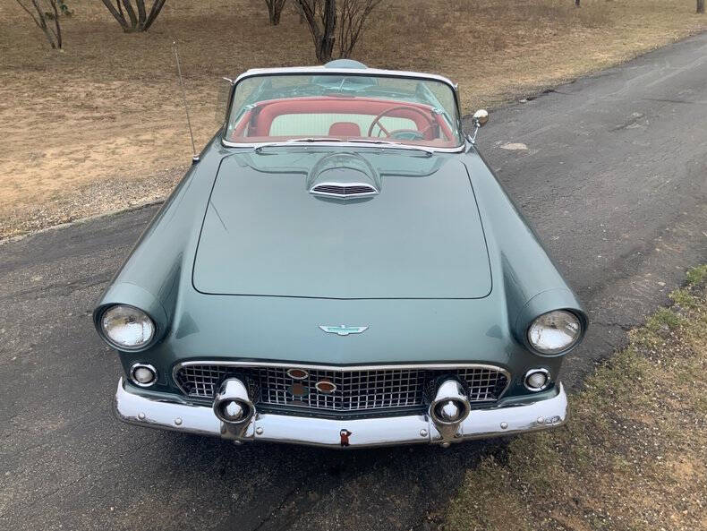 1956 Ford Thunderbird