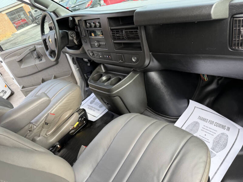 2017 Chevrolet Express LS 3500