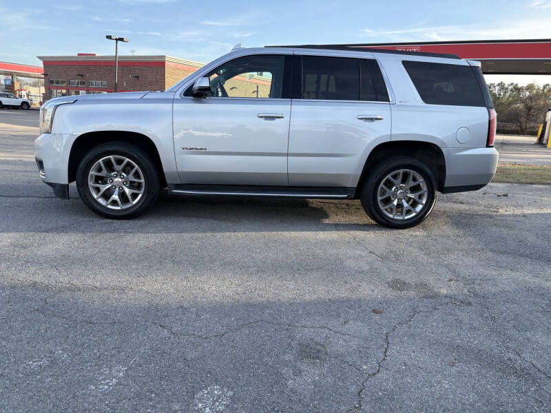 2018 GMC Yukon SLT's photo