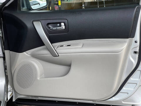 2009 Nissan Rogue SL