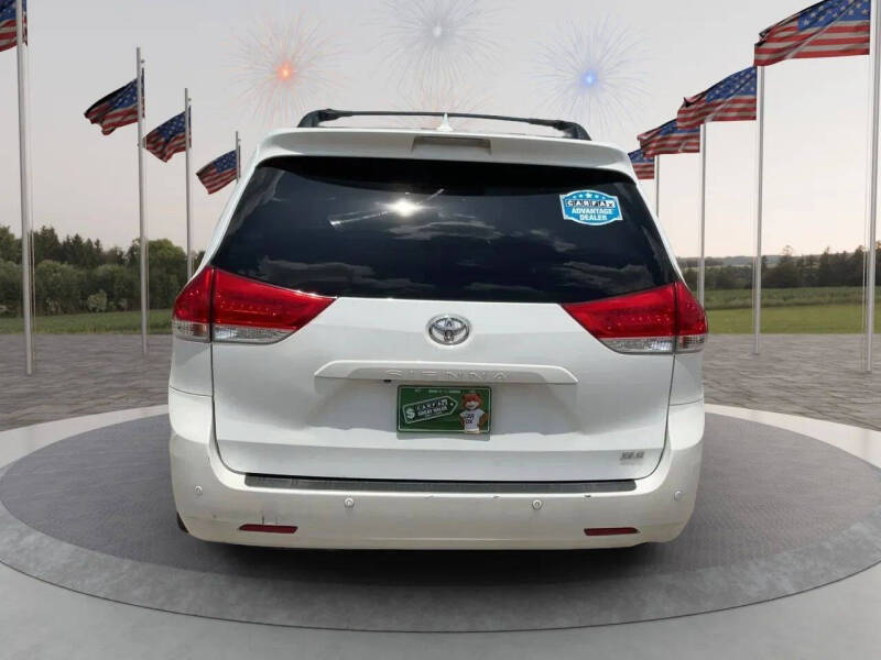 2013 Toyota Sienna