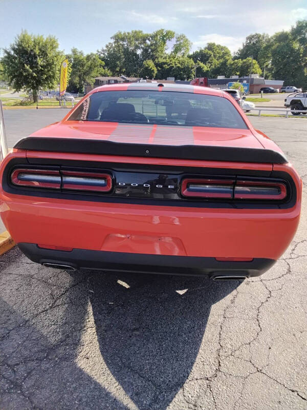 2017 Dodge Challenger SXT
