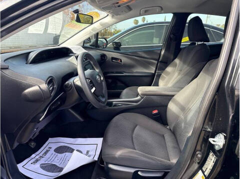 2016 Toyota Prius Two