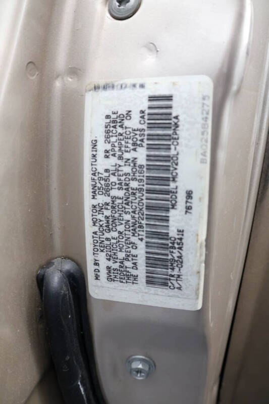 1997 Toyota Camry LE V6