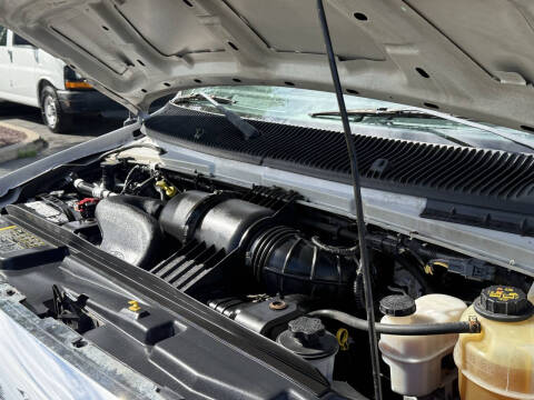 2014 Ford E-Series E-350 SD