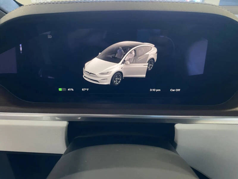 2023 Tesla Model X Standard Range