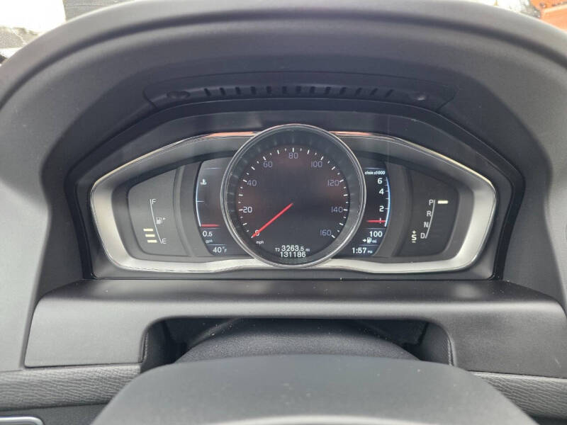 2016 Volvo XC60 T6 Drive-E