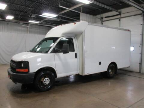 2012 Chevrolet Express Cutaway for sale at Runde PreDriven in Hazel Green WI