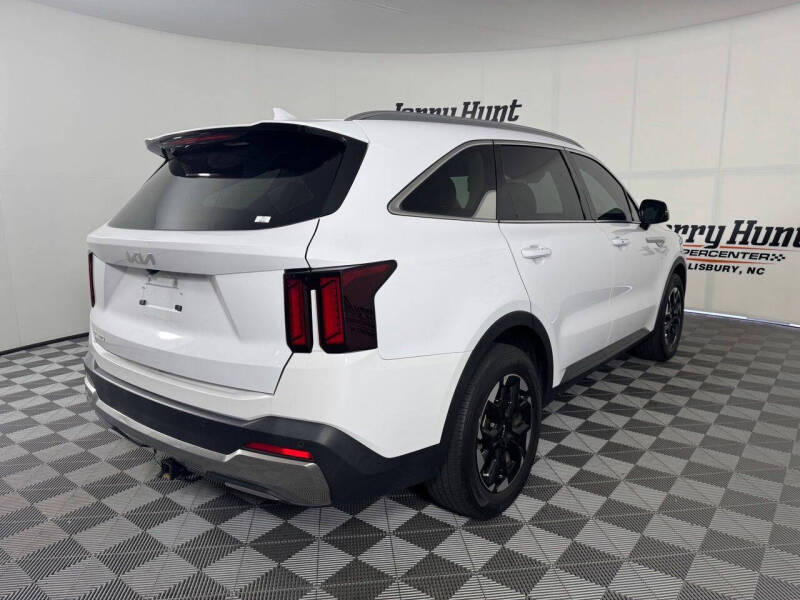 2024 Kia Sorento S