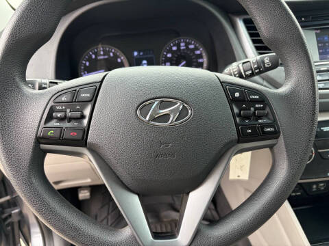 2016 Hyundai Tucson SE