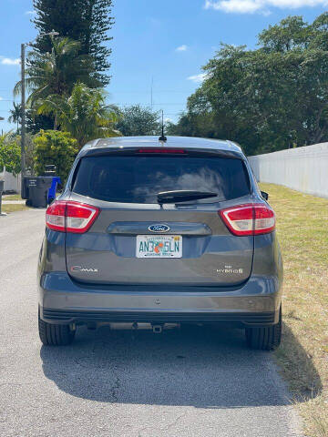 2017 Ford C-MAX Hybrid SE