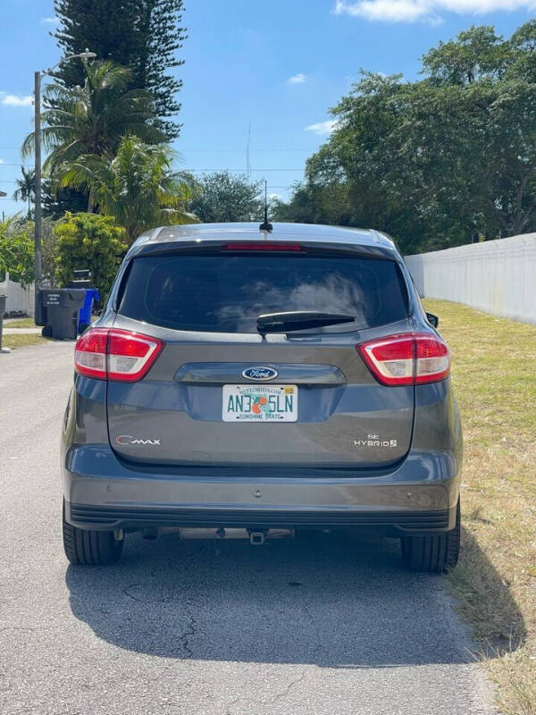 2017 Ford C-MAX Hybrid SE