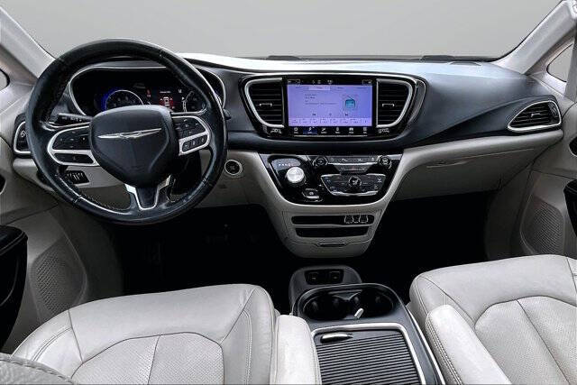 2021 Chrysler Pacifica Touring L