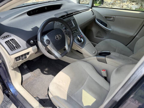 2015 Toyota Prius Two