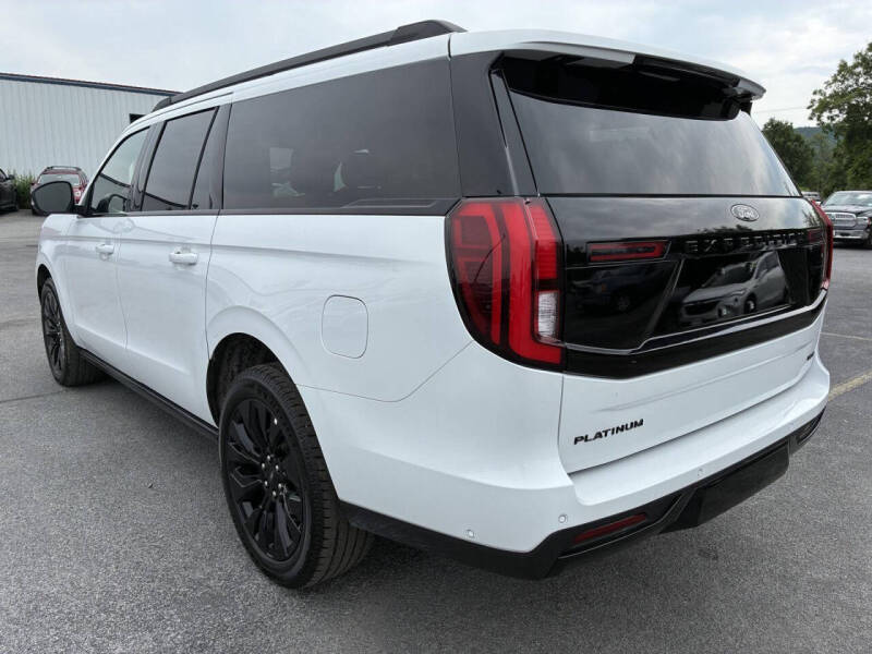 2025 Ford Expedition MAX Platinum