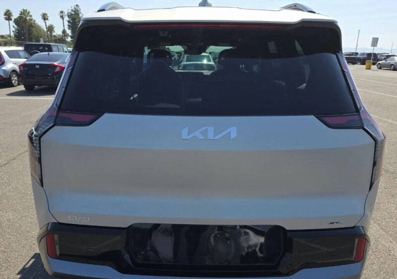 2024 Kia EV9 GT-Line