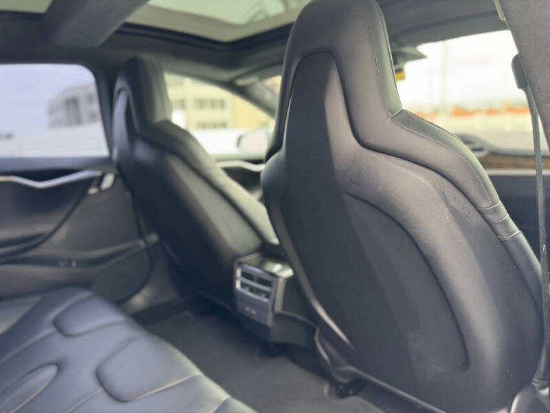 2016 Tesla Model S
