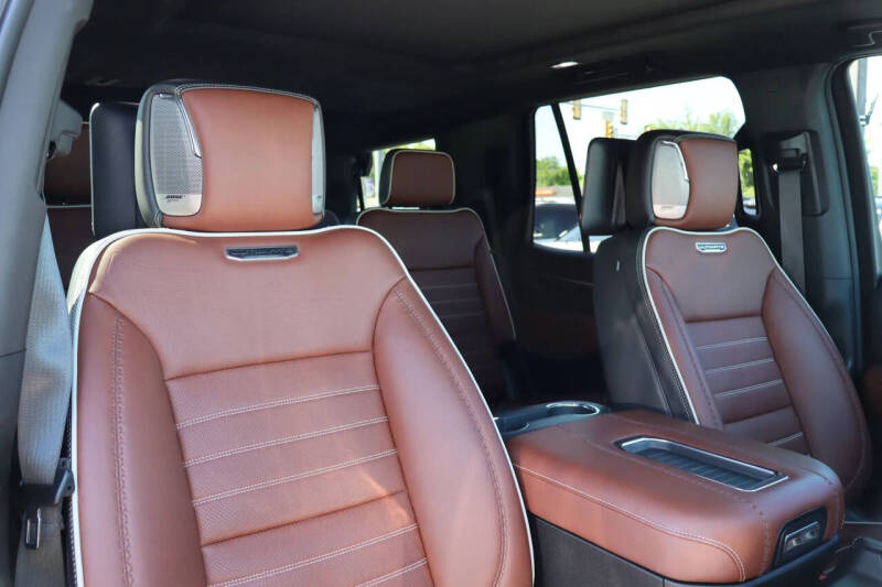 2023 GMC Yukon Denali Ultimate