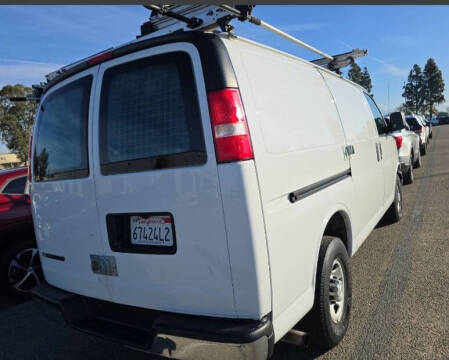 2017 Chevrolet Express 2500