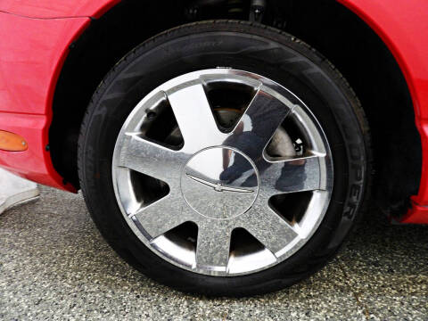 2002 Ford Thunderbird Deluxe