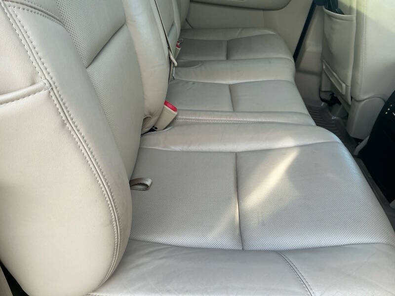 2011 Cadillac Escalade EXT Premium