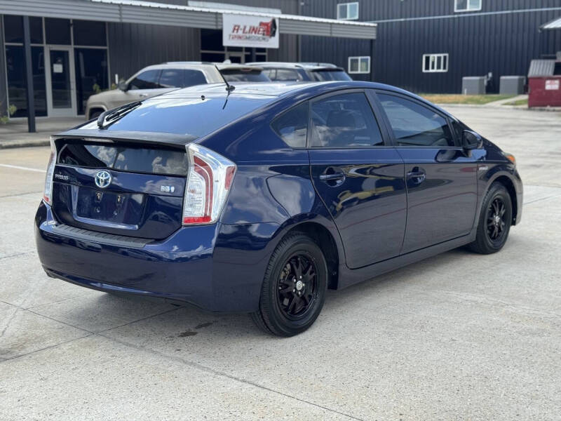 2014 Toyota Prius Two
