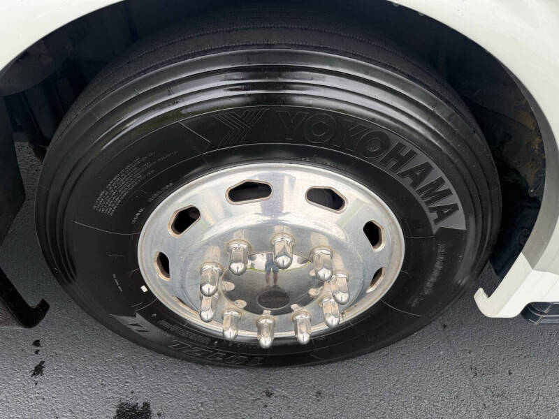 2016 Tiffin Allegro Open Road RED 33AA