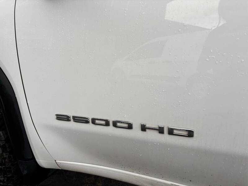 2023 GMC Sierra 3500HD